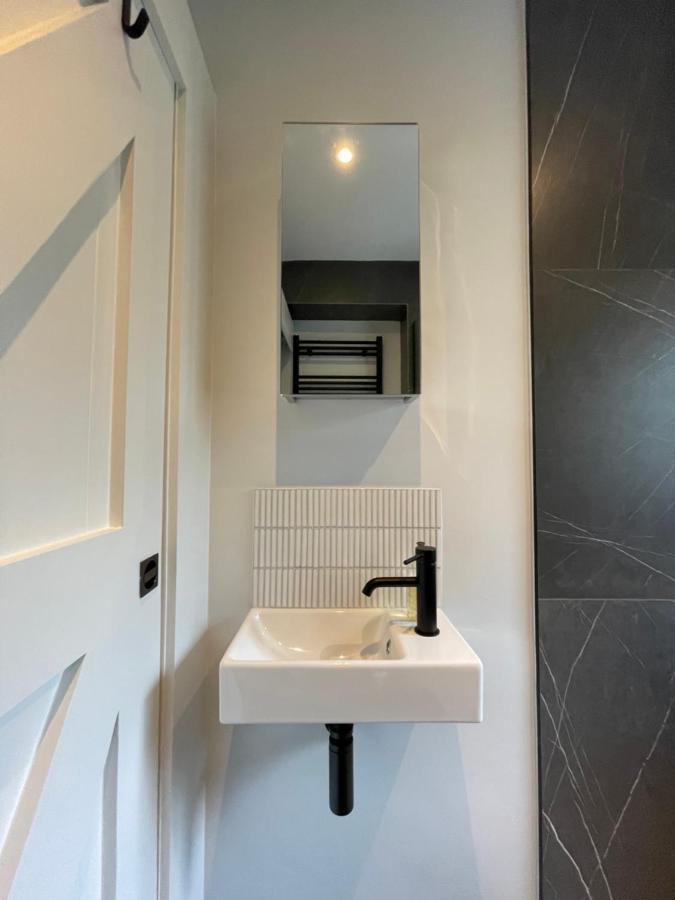The Village House Malahide Bagian luar foto